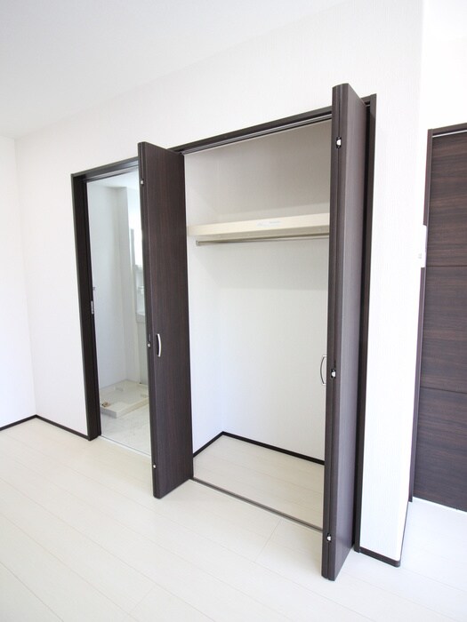 物件内観写真11　(収納)