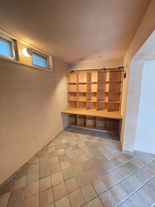 物件内観写真13　(居室)