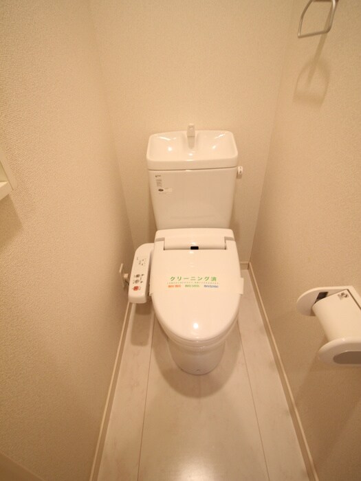 物件内観写真14　(トイレ)