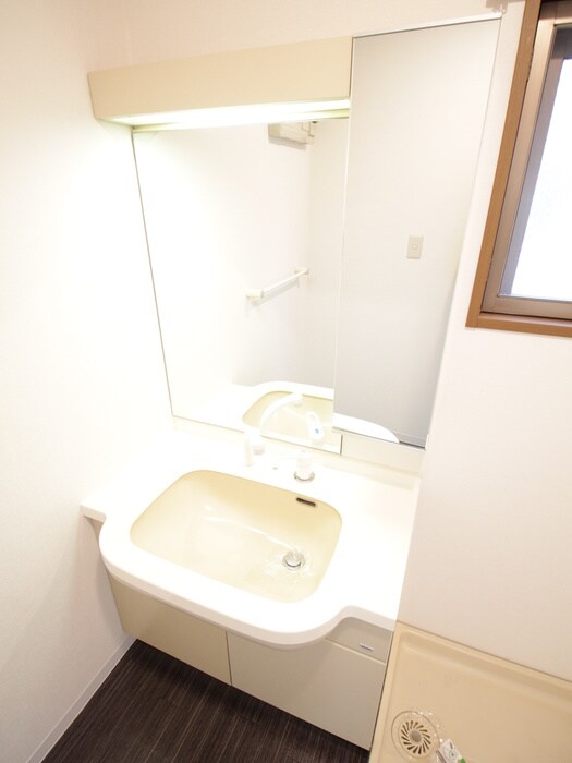 物件内観写真10　(洗面)