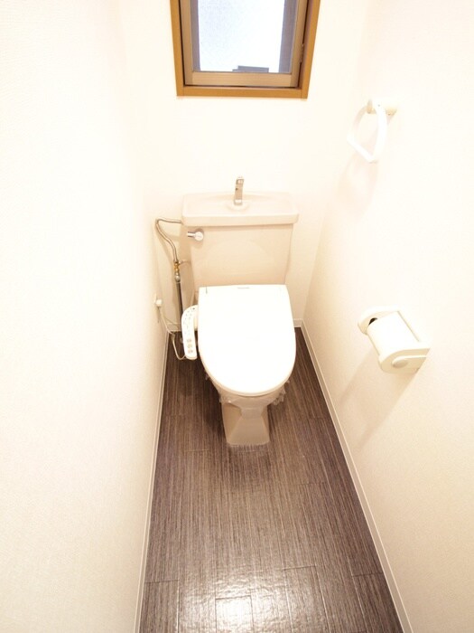 物件内観写真11　(トイレ)