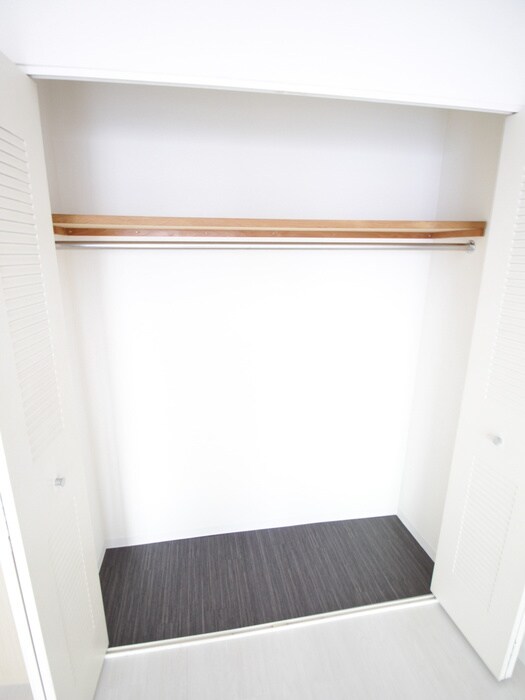 物件内観写真13　(収納)
