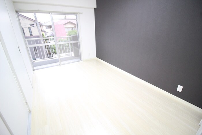 物件内観写真9　(居室)