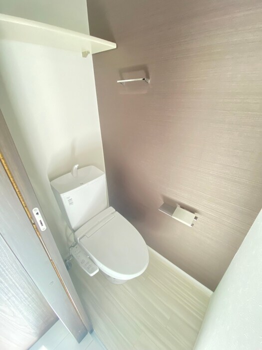 物件内観写真9　(トイレ)