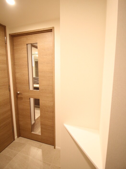 物件内観写真18　(廊下)