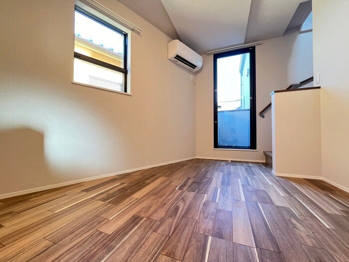 物件内観写真9　(居室)