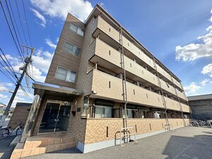 ラクダ外観写真