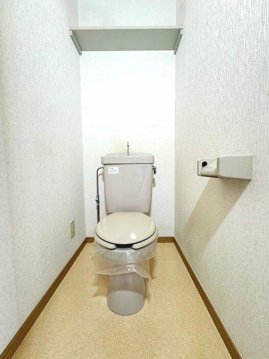 物件内観写真12　(トイレ)