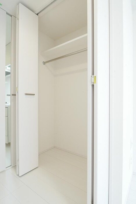 物件内観写真7　(収納)