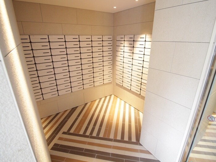 物件外観写真4　(建物設備)