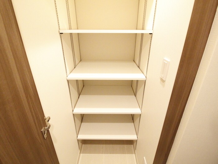 物件内観写真16　(靴箱)