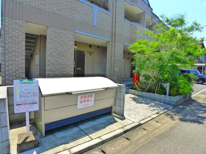 物件外観写真3　(建物設備)