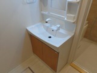 物件内観写真11　(洗面)