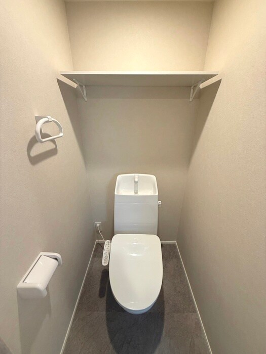 物件内観写真14　(トイレ)