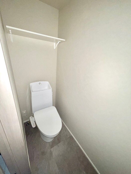 物件内観写真13　(トイレ)