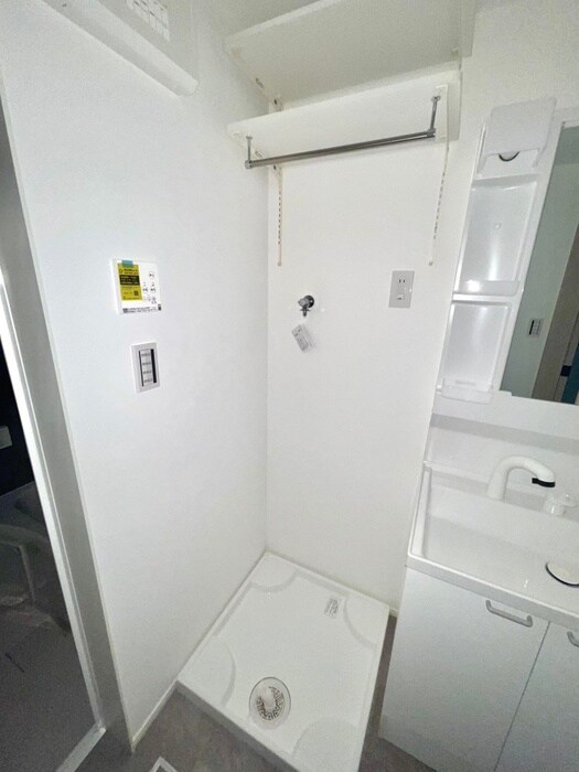 物件内観写真17　(洗濯機置場)