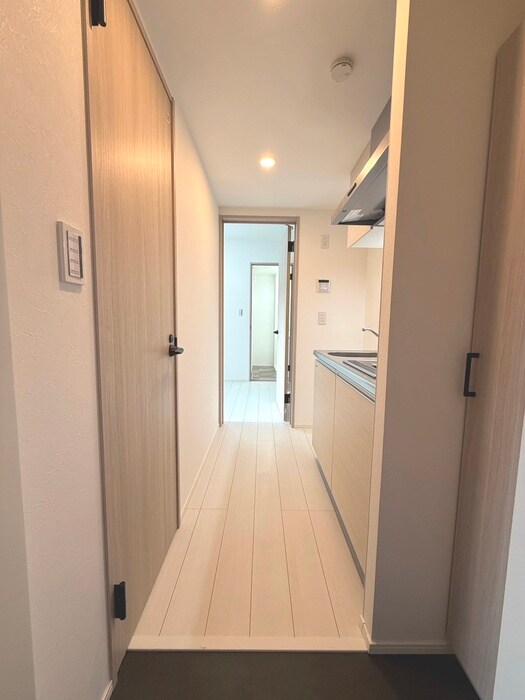 物件内観写真21　(廊下)