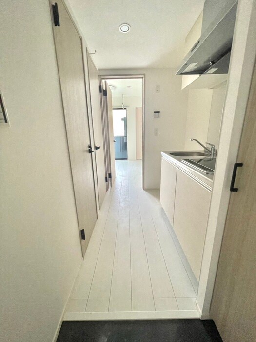 物件内観写真20　(廊下)