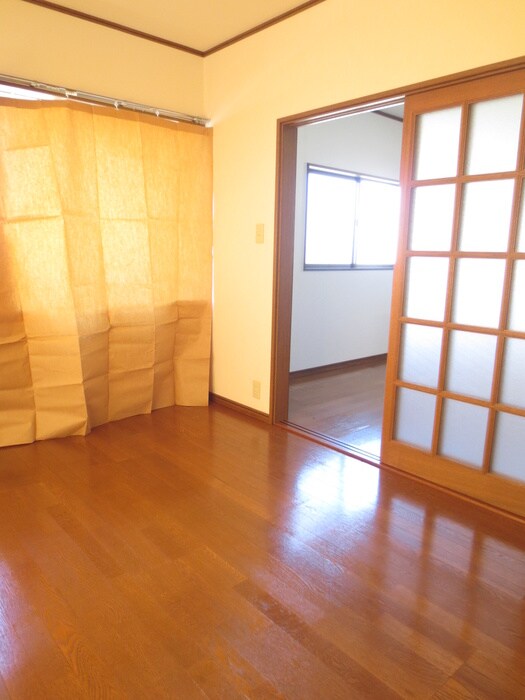 物件内観写真14　(居室)