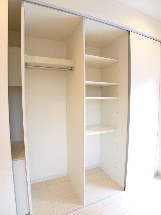 物件内観写真18　(収納)