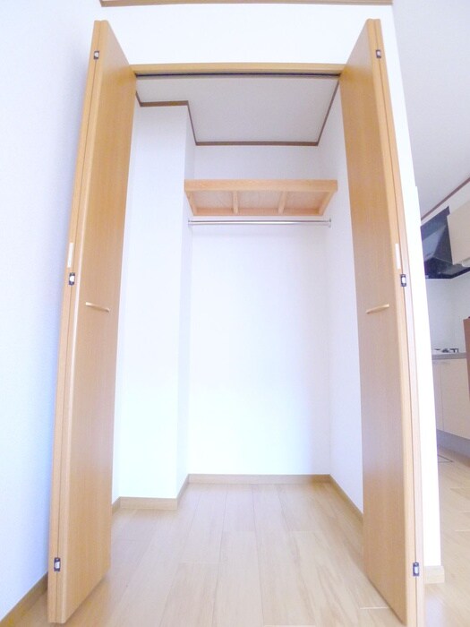 物件内観写真10　(収納)