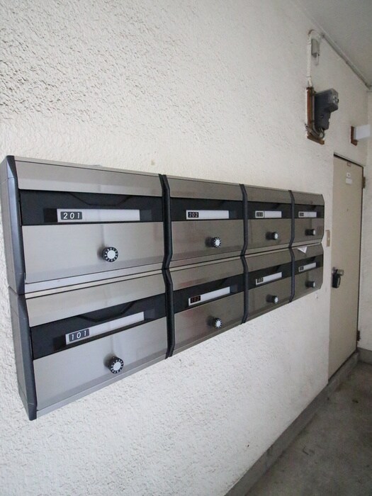 物件外観写真4　(建物設備)