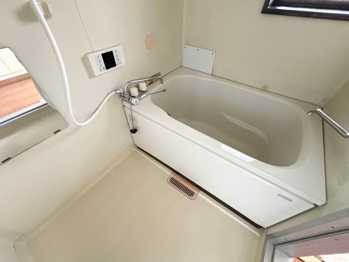 物件内観写真11　(バス／シャワールーム等)