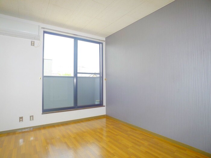 物件内観写真9　(室内からの展望)