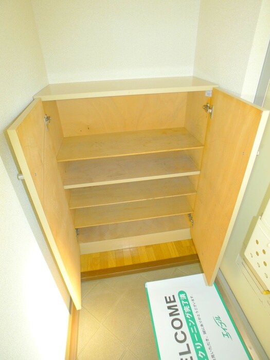 物件内観写真17　(靴箱)