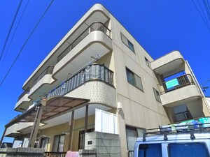 グリ－ンマンション外観写真