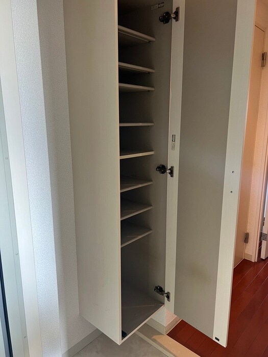 物件内観写真16　(靴箱)