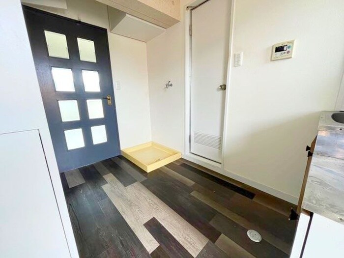 物件内観写真8　(廊下)