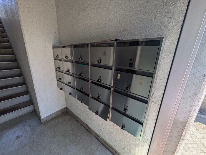 物件外観写真4　(建物設備)