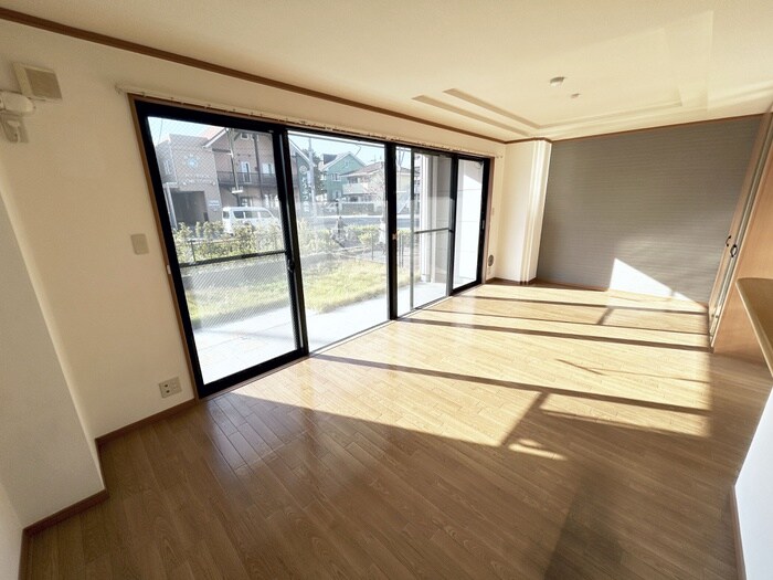 物件内観写真7　(居室)