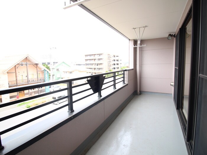 物件内観写真20　(室内からの展望)