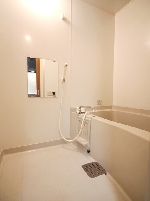 物件内観写真12　(バス／シャワールーム等)