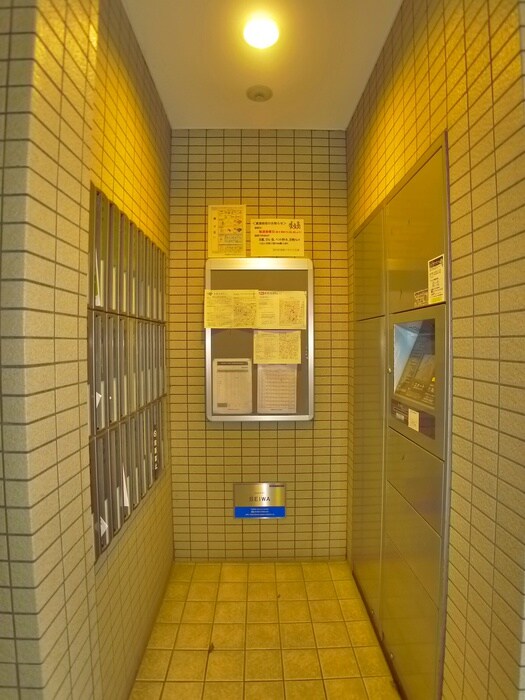 物件外観写真4　(建物設備)