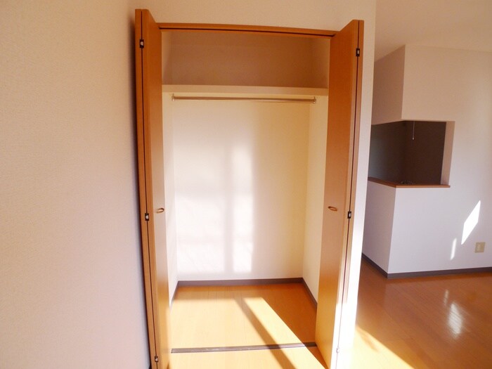 物件内観写真13　(収納)