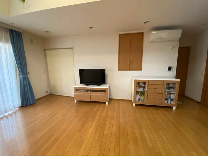 物件内観写真4　(居室)