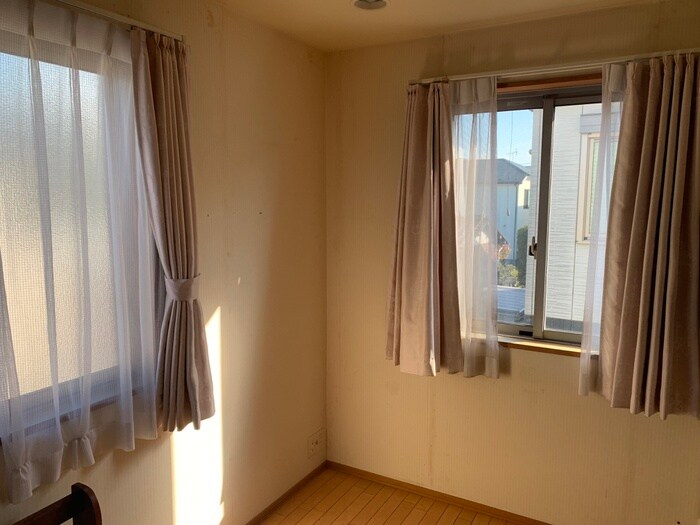 物件内観写真14　(居室)