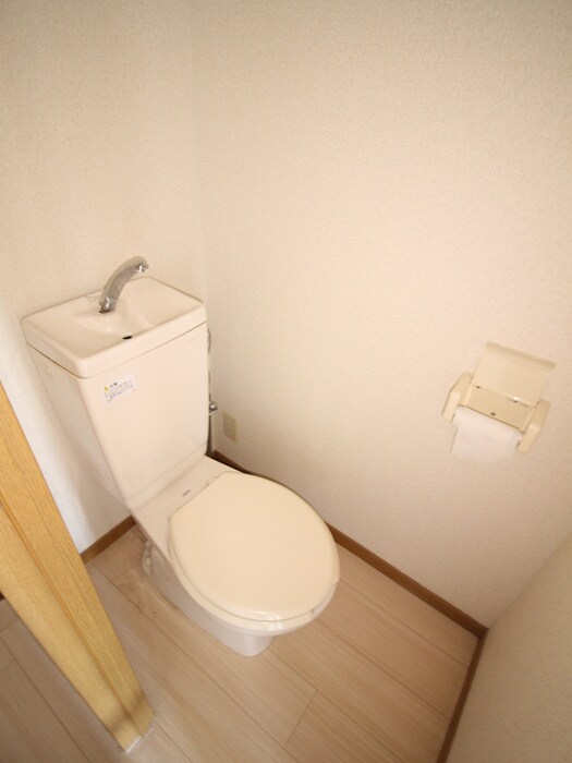 物件内観写真10　(トイレ)