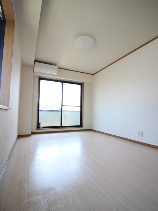 物件内観写真18　(居室)