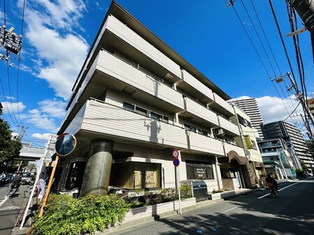 シャルマンショーエー外観写真