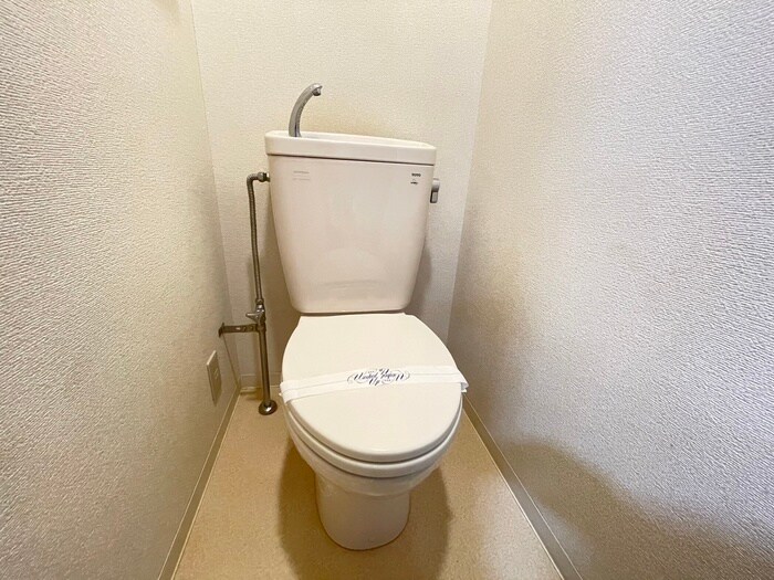 物件内観写真14　(トイレ)