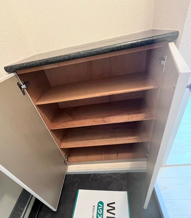 物件内観写真17　(靴箱)