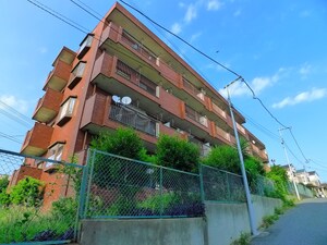 グリ－ンフェニックスマンション外観写真