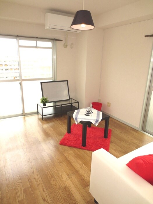 物件内観写真8　(居室)