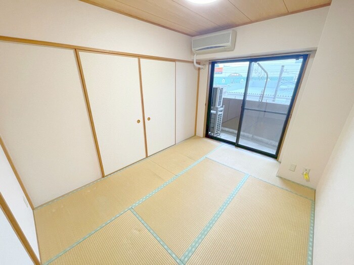 物件内観写真9　(居室)