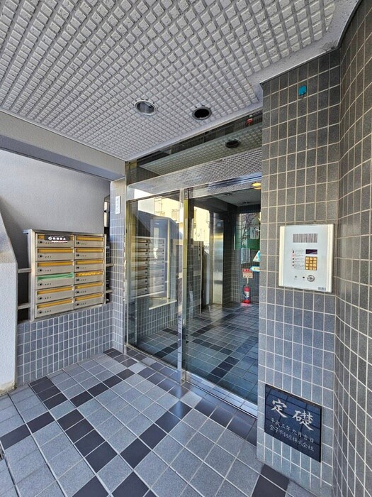 ロアド－ル上石神井のエントランス部分