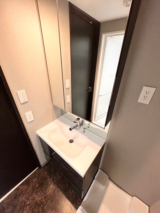 物件内観写真12　(洗面)